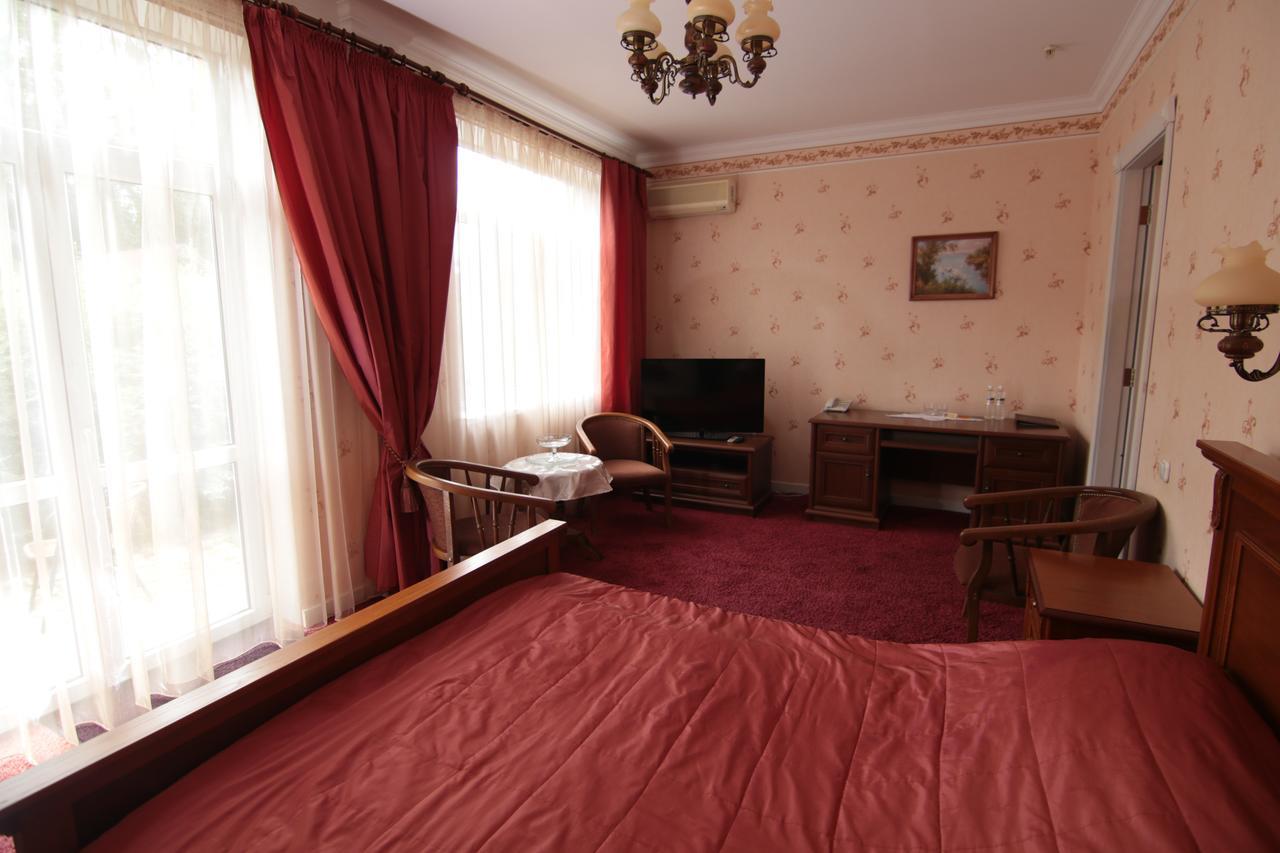 Chervona Kalina Hotel Kiev Exterior foto